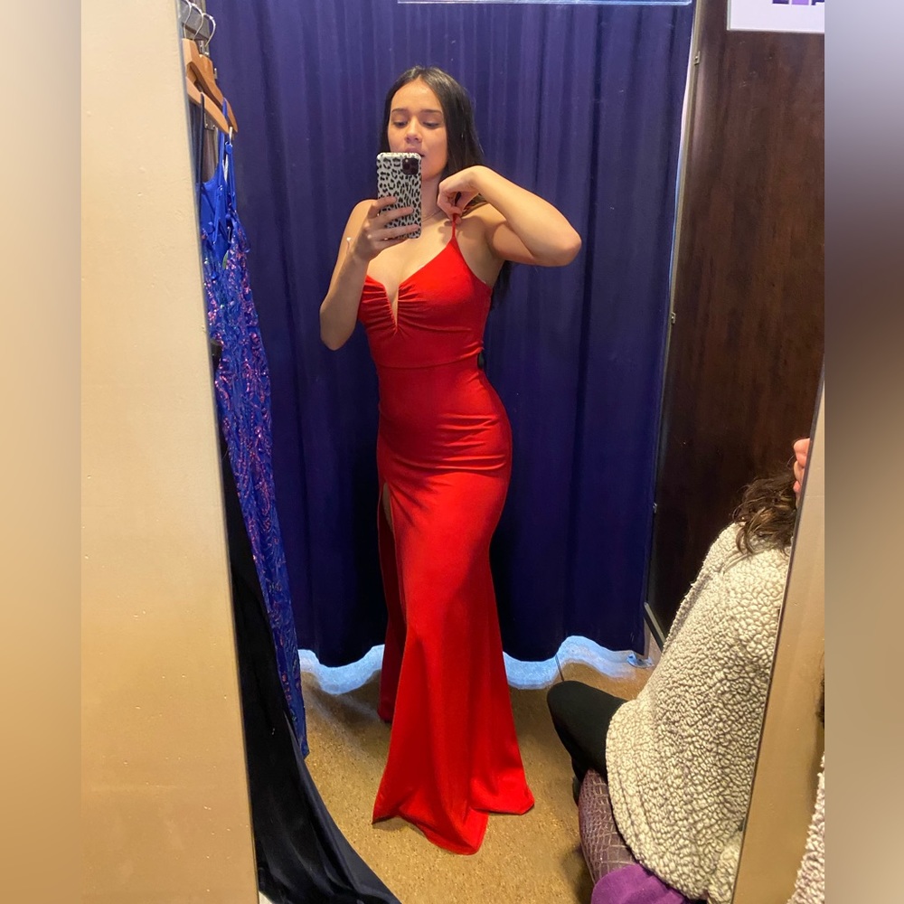 Windsor Red Prom Dress! 5/6/medium size